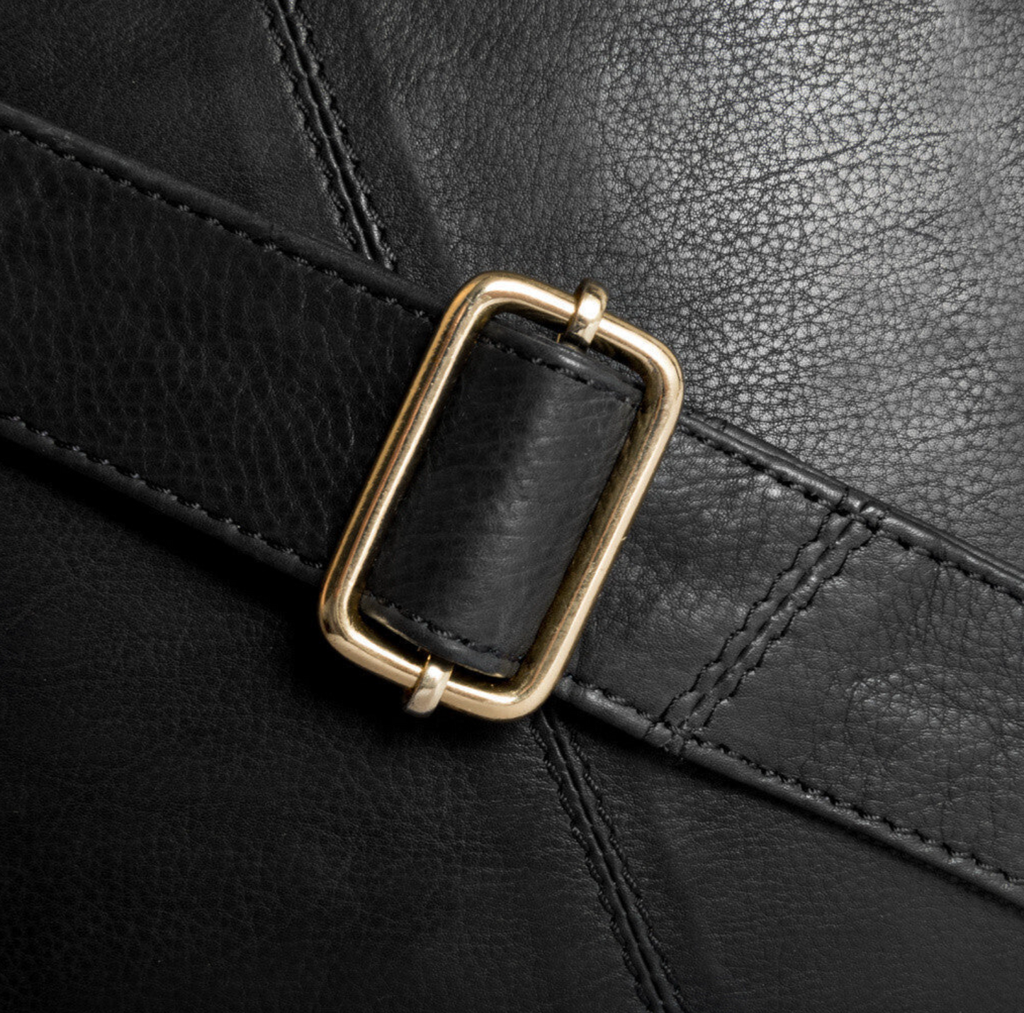 Crossover Milano - Black / Gold