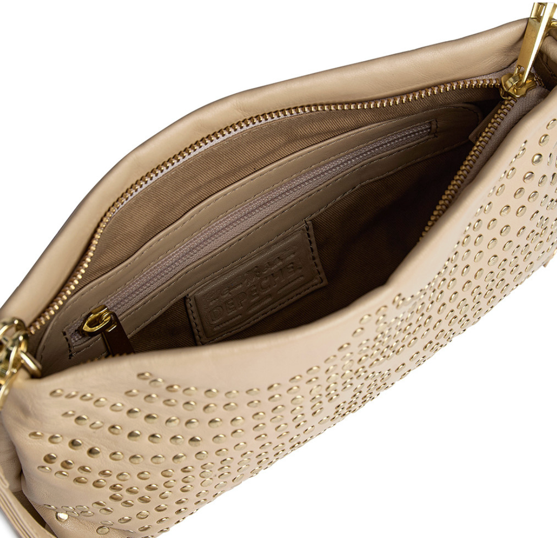 Skinn clutch med nitter - Vanilla