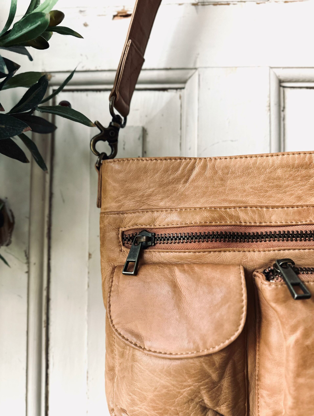 Crossbody Camel – Ultra myk