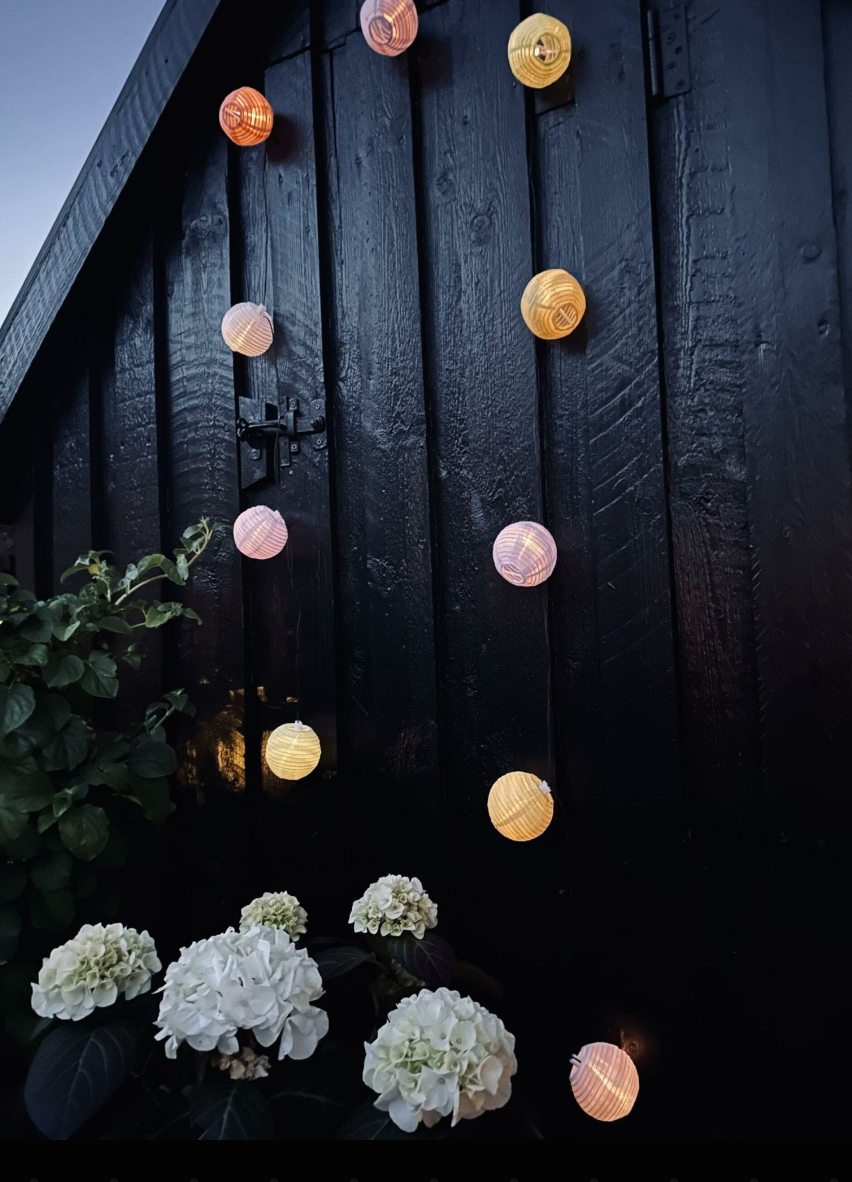 LED-lyskjede med solceller - PASTEL Mix 1