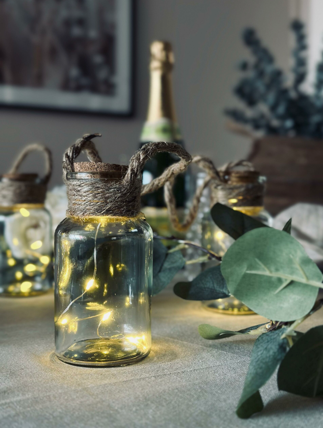 Mini lykt i glass med korkpropp og lyskjede