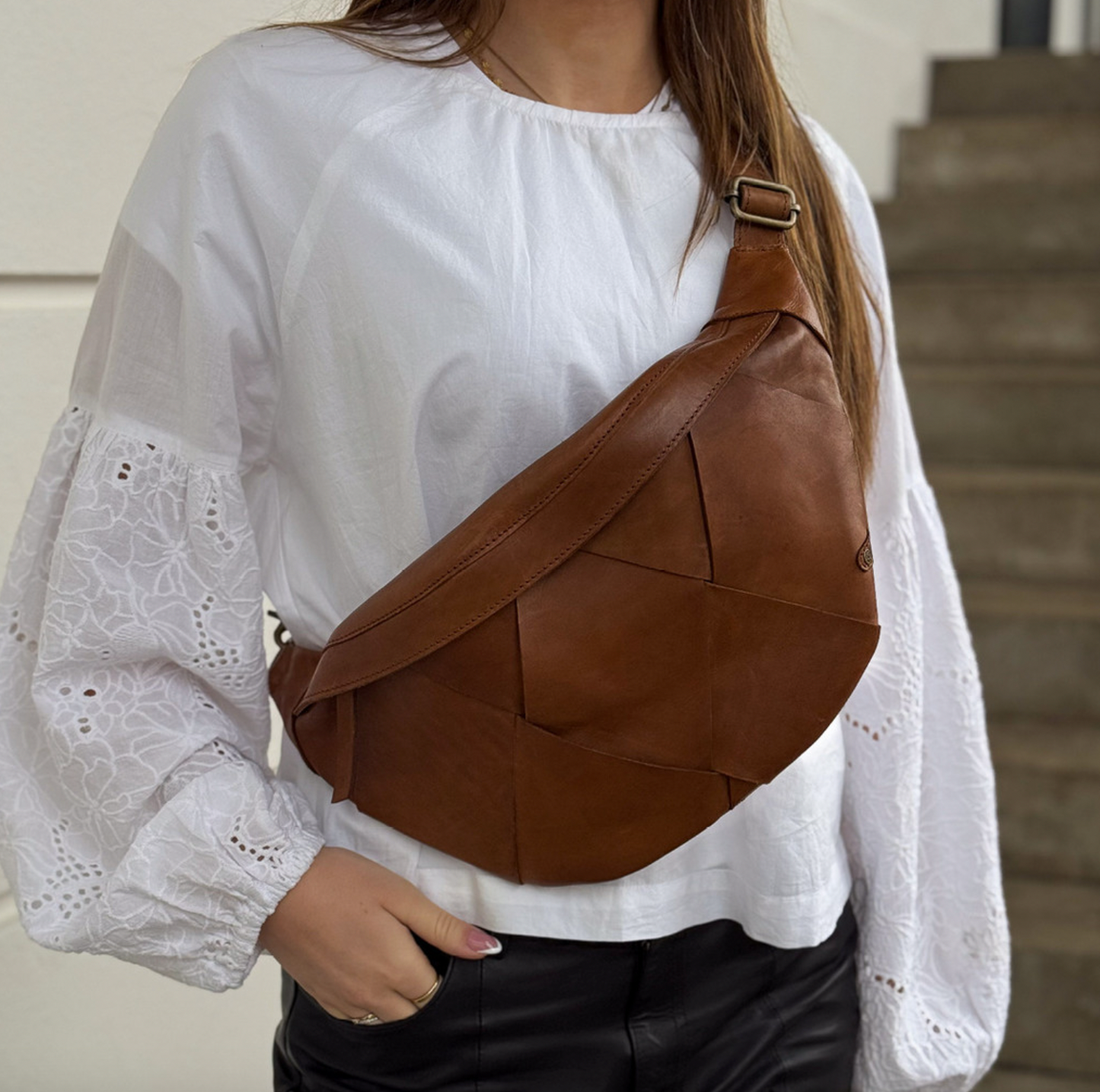 Eksklusiv håndflettet bumbag - Cognac
