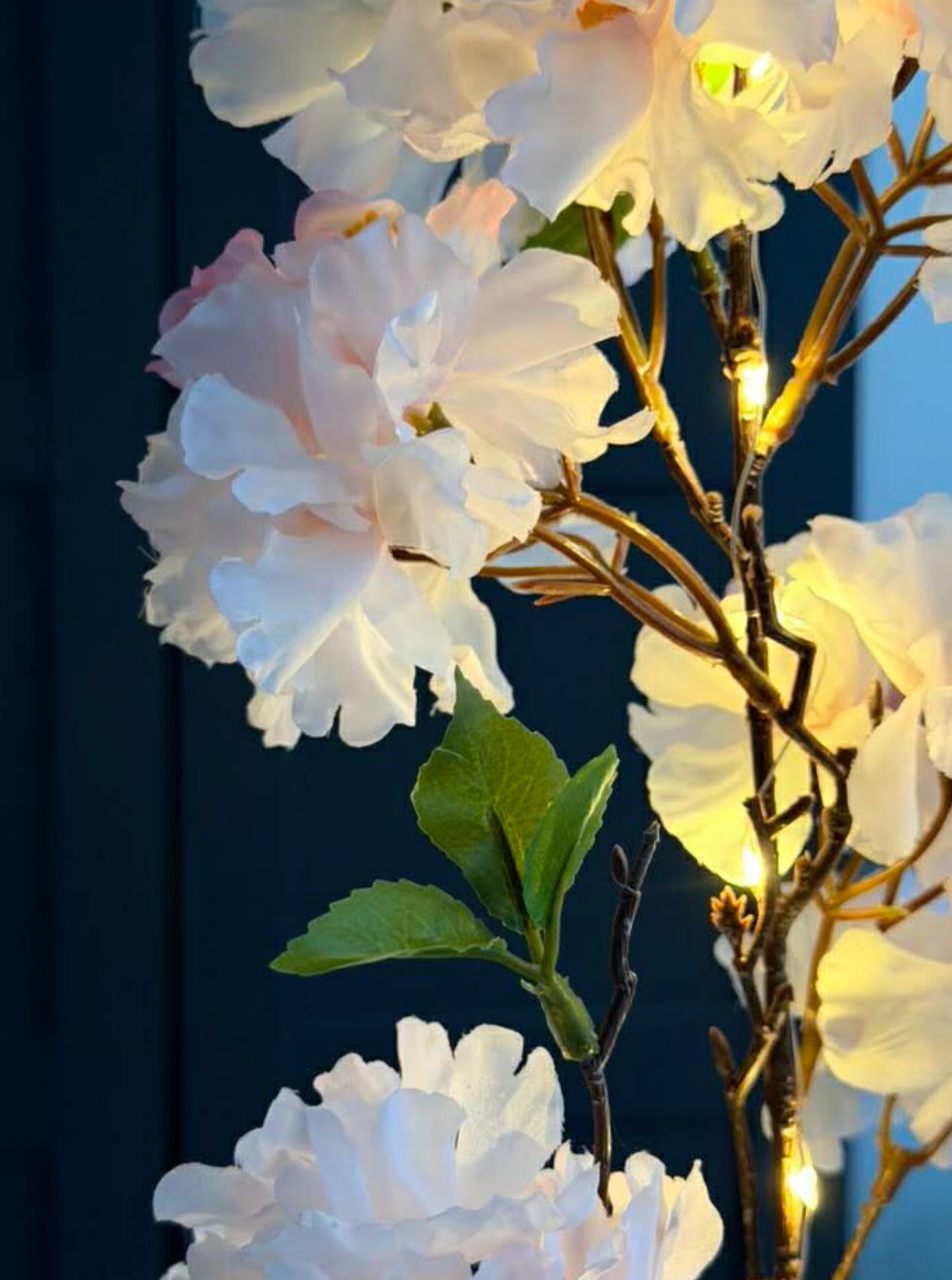 Japansk kirsebærgren med lys - Rosa