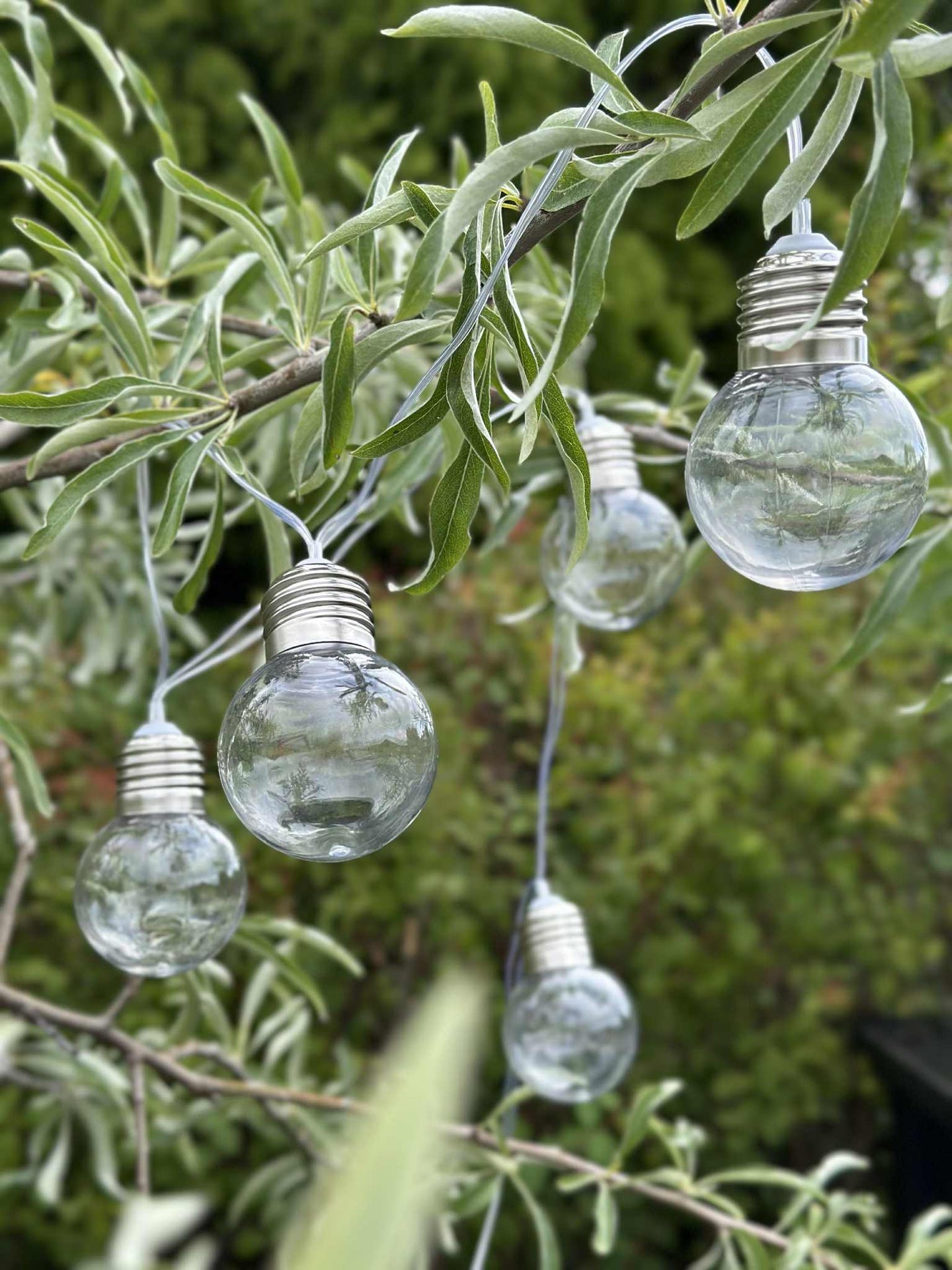 Lyskjede Laura med solceller - Utendørs med 10 og 20 lys