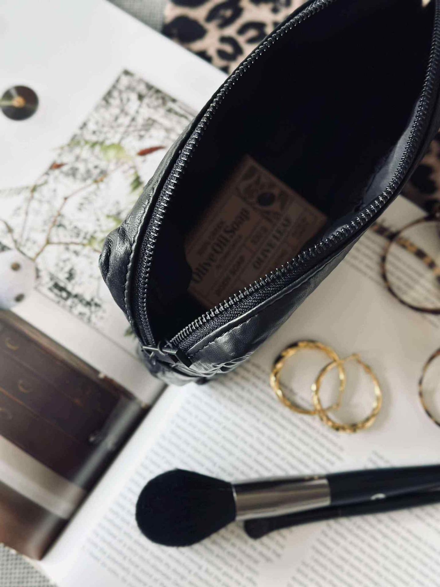 Kosmetikkpung - Black / black