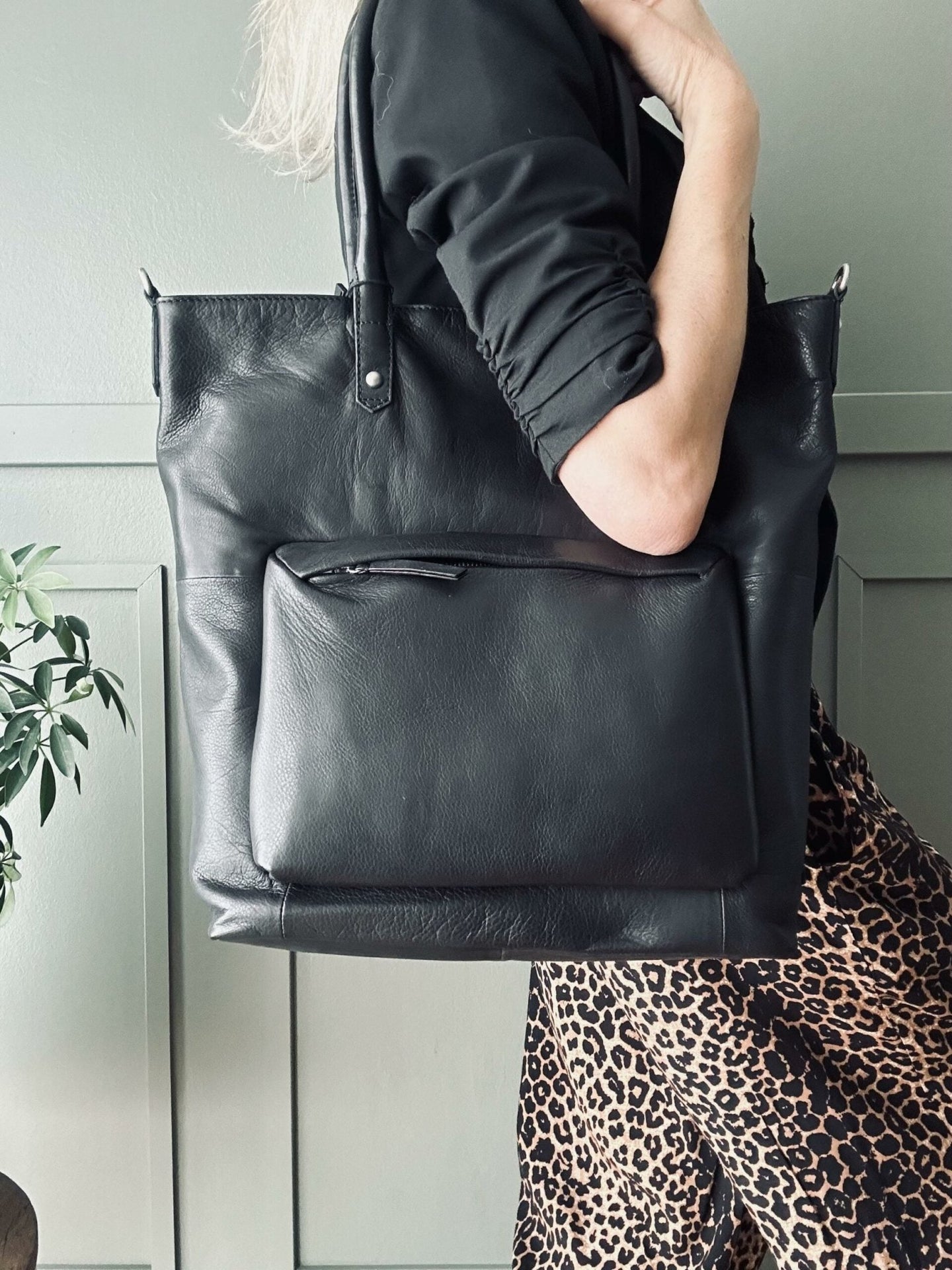 Arbejdstaske / Shopper – Black Lisa - VIAMAJA.DK