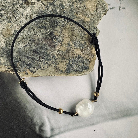 Armbånd Bella m. Ferskvandsperle - VIAMAJA.DK