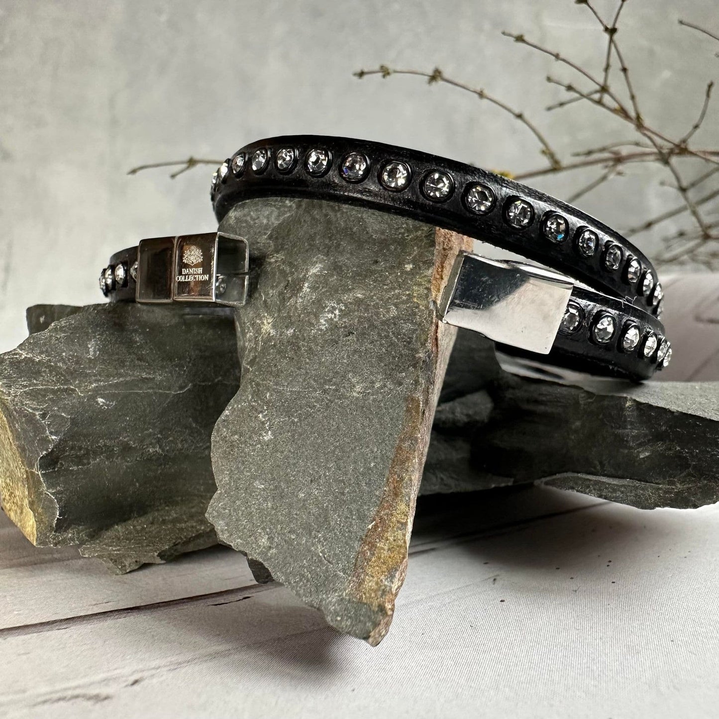 Armbånd Black m. Swarowski sten - VIAMAJA.DK
