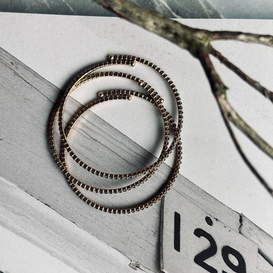 Armbånd Judith - Mørkgrå - VIAMAJA.DK