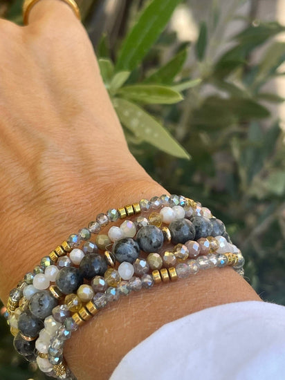 Armbånd MICHELLE Stone – Sæt med 5 armbånd - VIAMAJA.DK