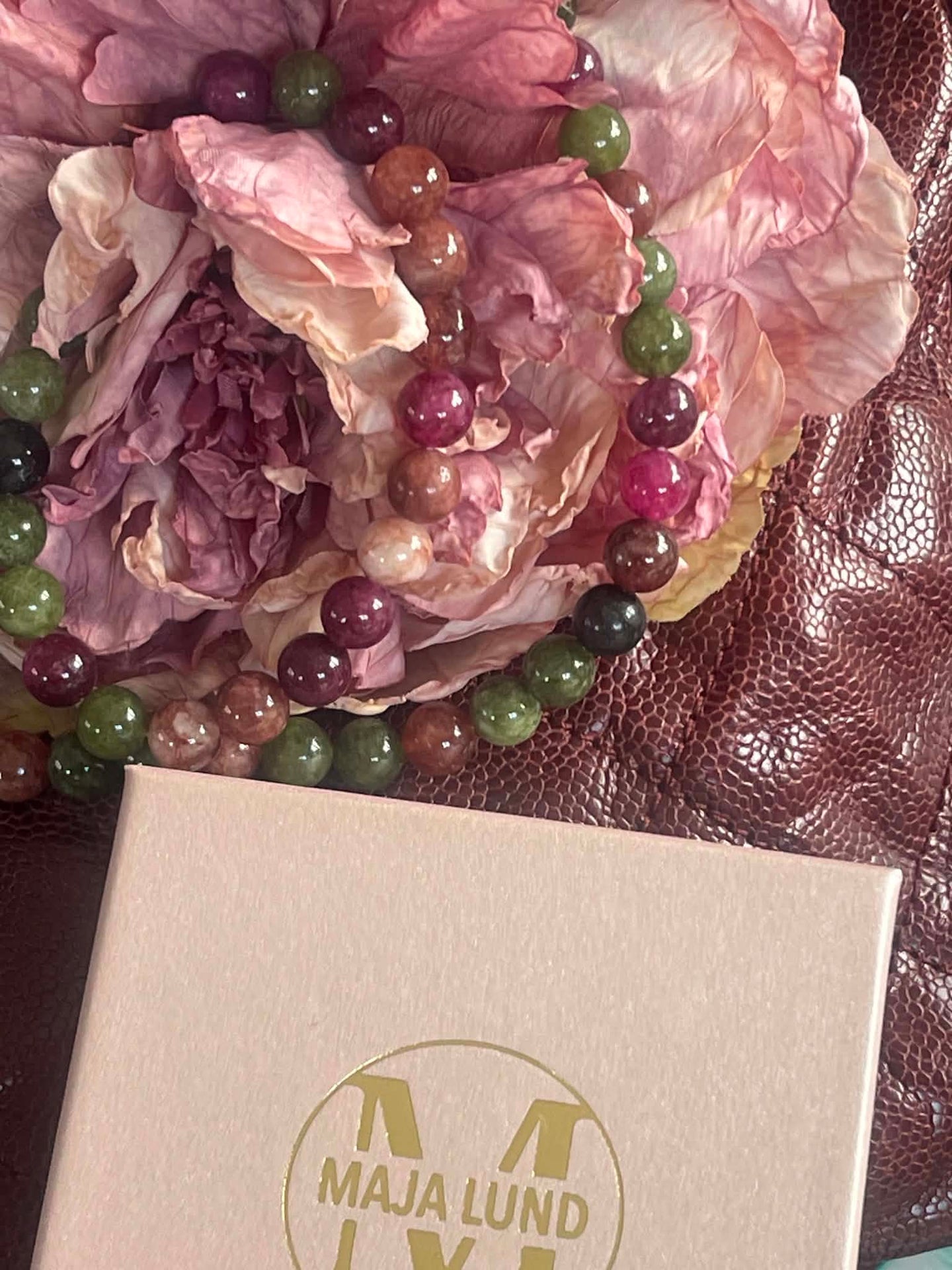 Halskjede Mary Emerald/Berry Mix