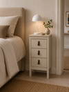 Nattbord Madrid med 3 skuffer - Cashmere