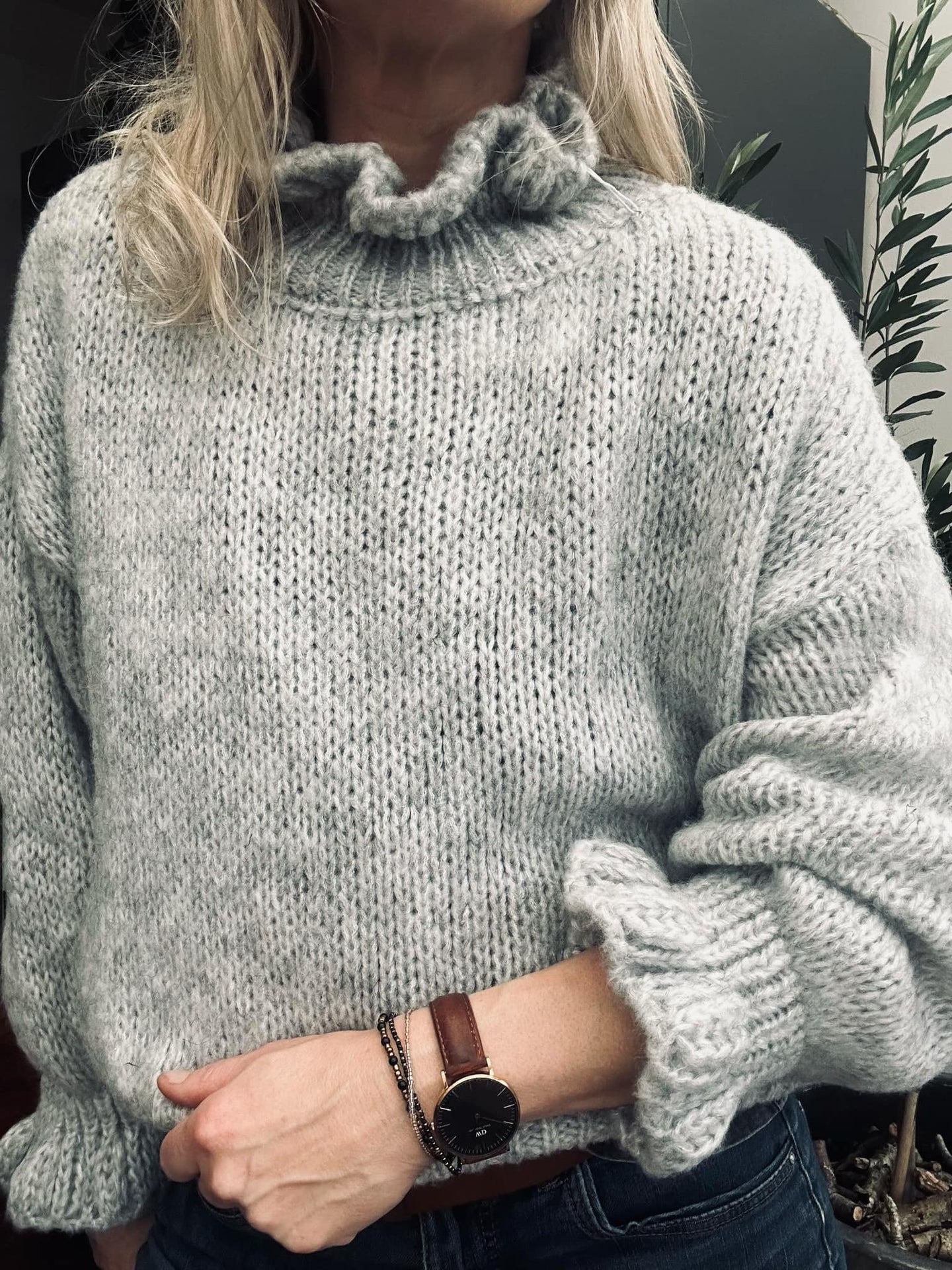 Strikk Nina - Grå