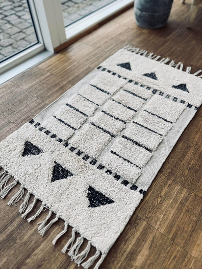 BADEMÅTTE ANTI SLIP 50X80 BOMULD SORT/NATUR - VIAMAJA.DK