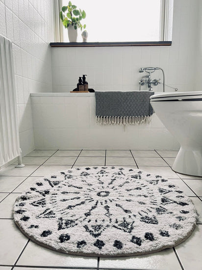 Bademåtte - White Boheme - Ø70cm - VIAMAJA.DK