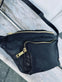 Bæltetaske CLASSY - Black / Gold - VIAMAJA.DK