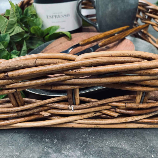 Bakke i kraftig Natur rattan - VIAMAJA.DK