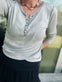 Basis bluse med knapper – Cold wash fango - VIAMAJA.DK