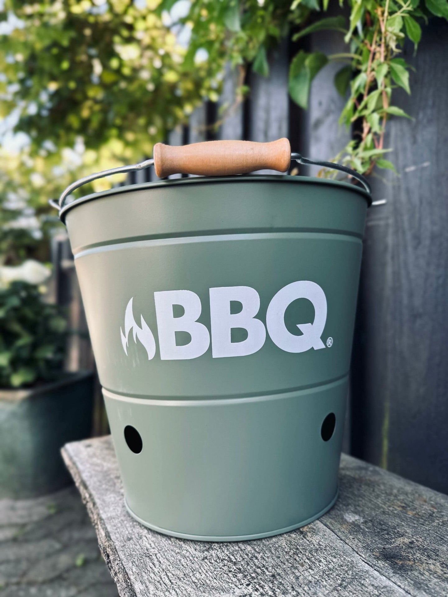 BBQ BUCKET GRILL - VIAMAJA.DK