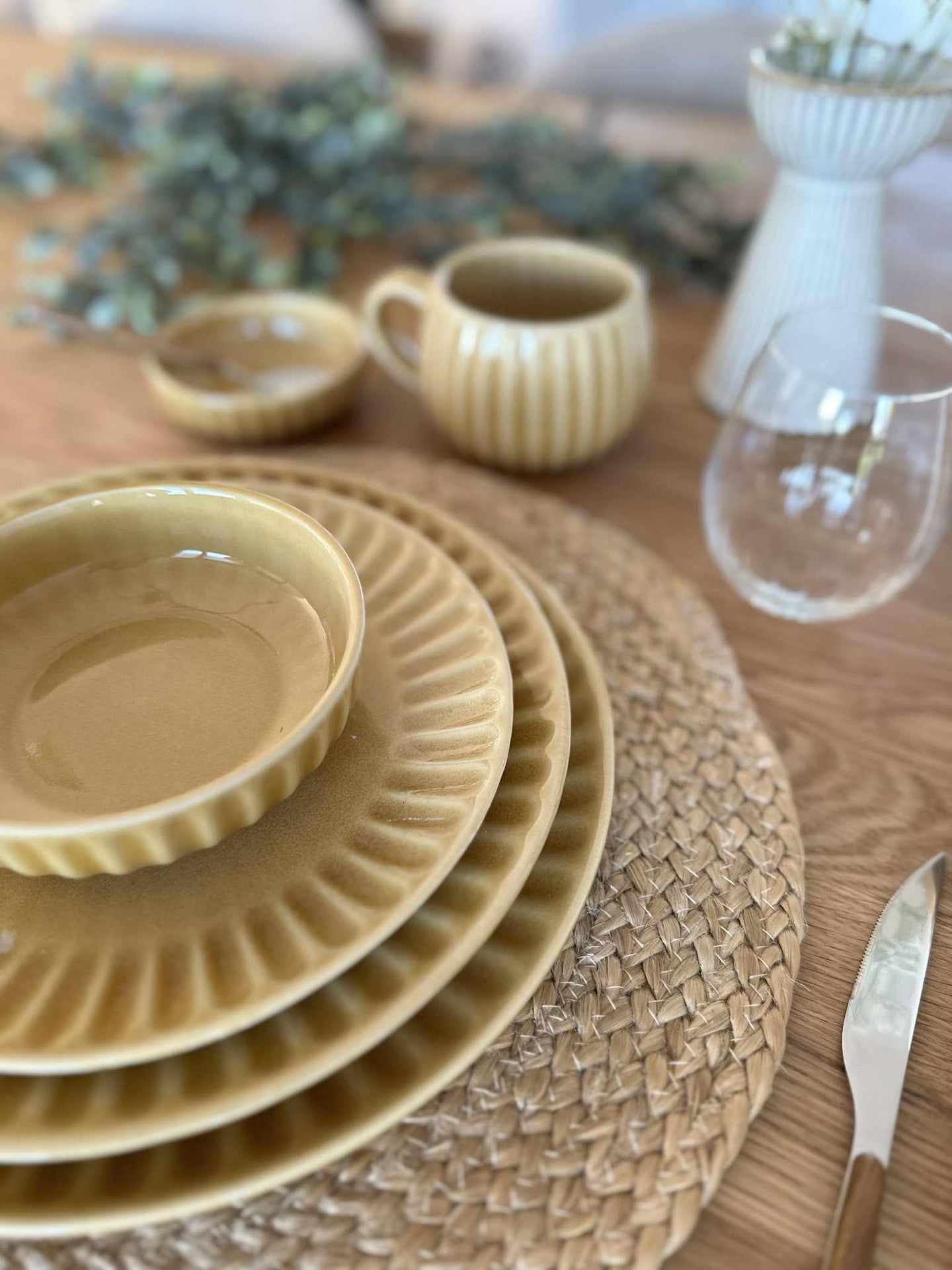 Bolle VIGA stripet steintøy - Sennep flere størrelser