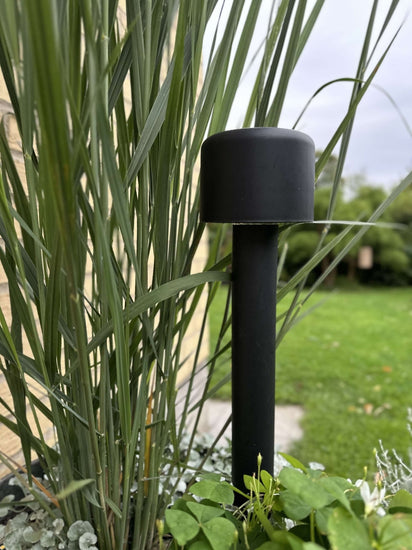 Bedlampe med solceller - VIAMAJA.DK