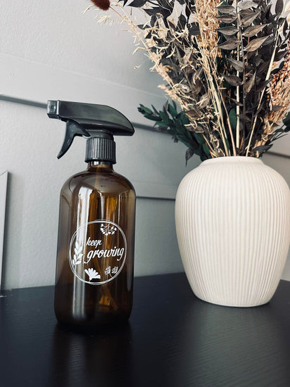 Blomsterforstøver i brunt glas 500 ml - VIAMAJA.DK