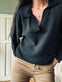 Bluse i vaflet bomuld – Stone black - VIAMAJA.DK