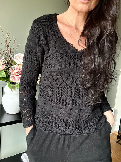 Bluse Viga Black - VIAMAJA.DK