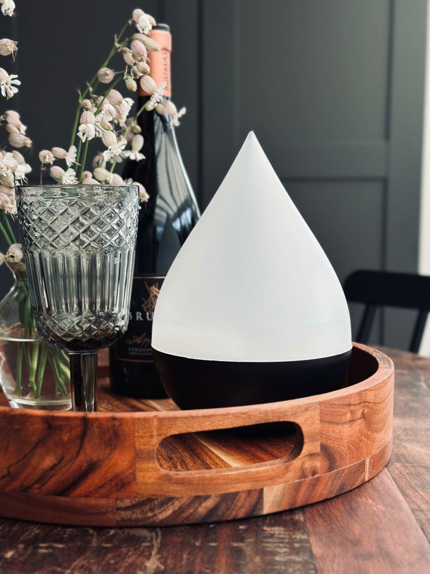 AURA bordlampe med solceller - VIAMAJA.DK
