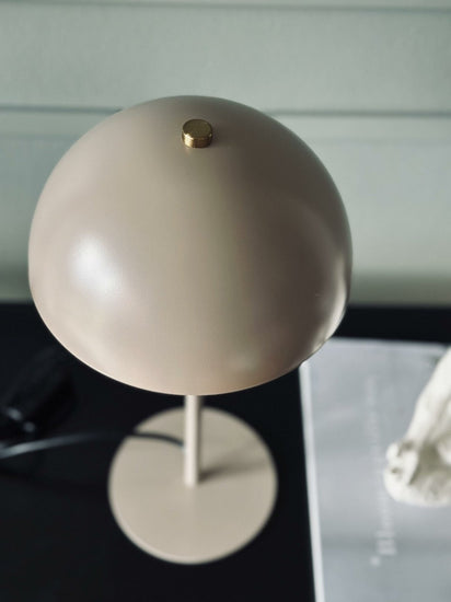 Bordlampe – Beige - VIAMAJA.DK