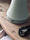 Bordlampe genopladelig – Mushroom Dusty green - VIAMAJA.DK