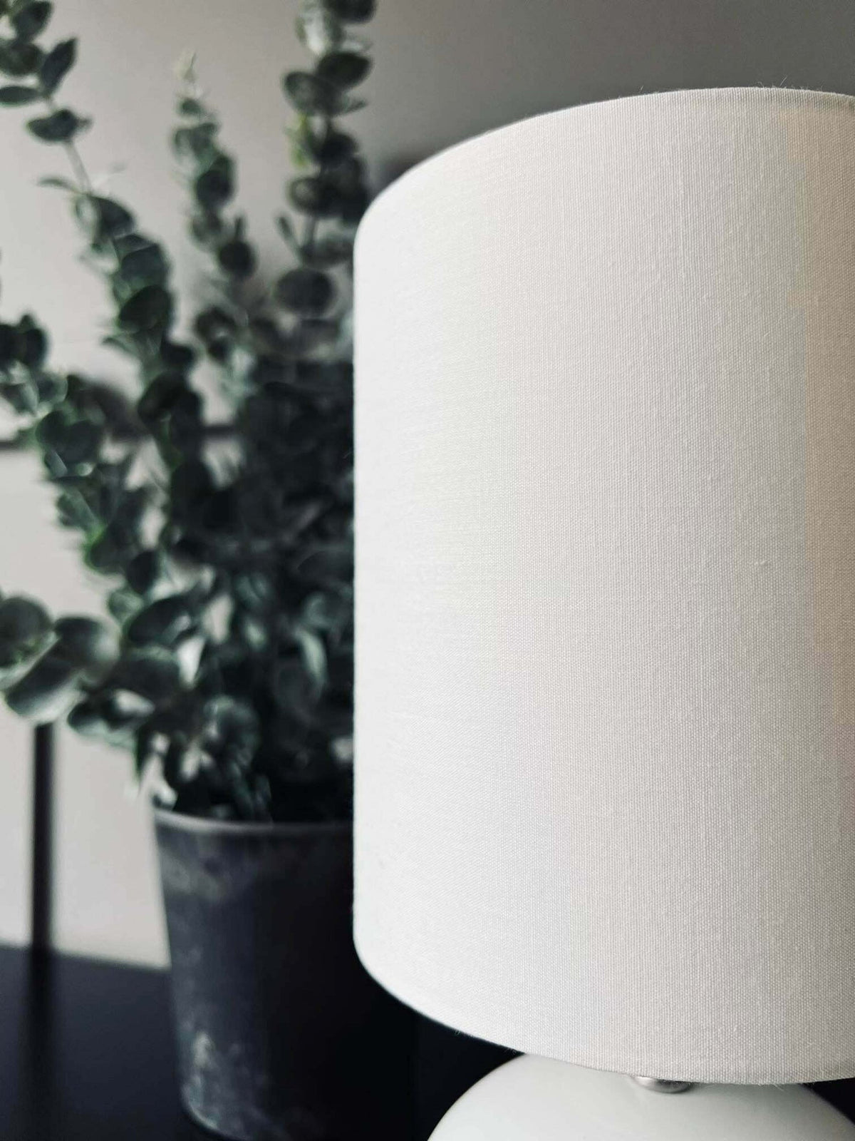 Bordlampe ink skærm - Hvid - VIAMAJA.DK