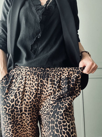 Bukser Leopard dark - VIAMAJA.DK