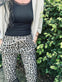 Bukser Leopard med stretch - Taupe - VIAMAJA.DK