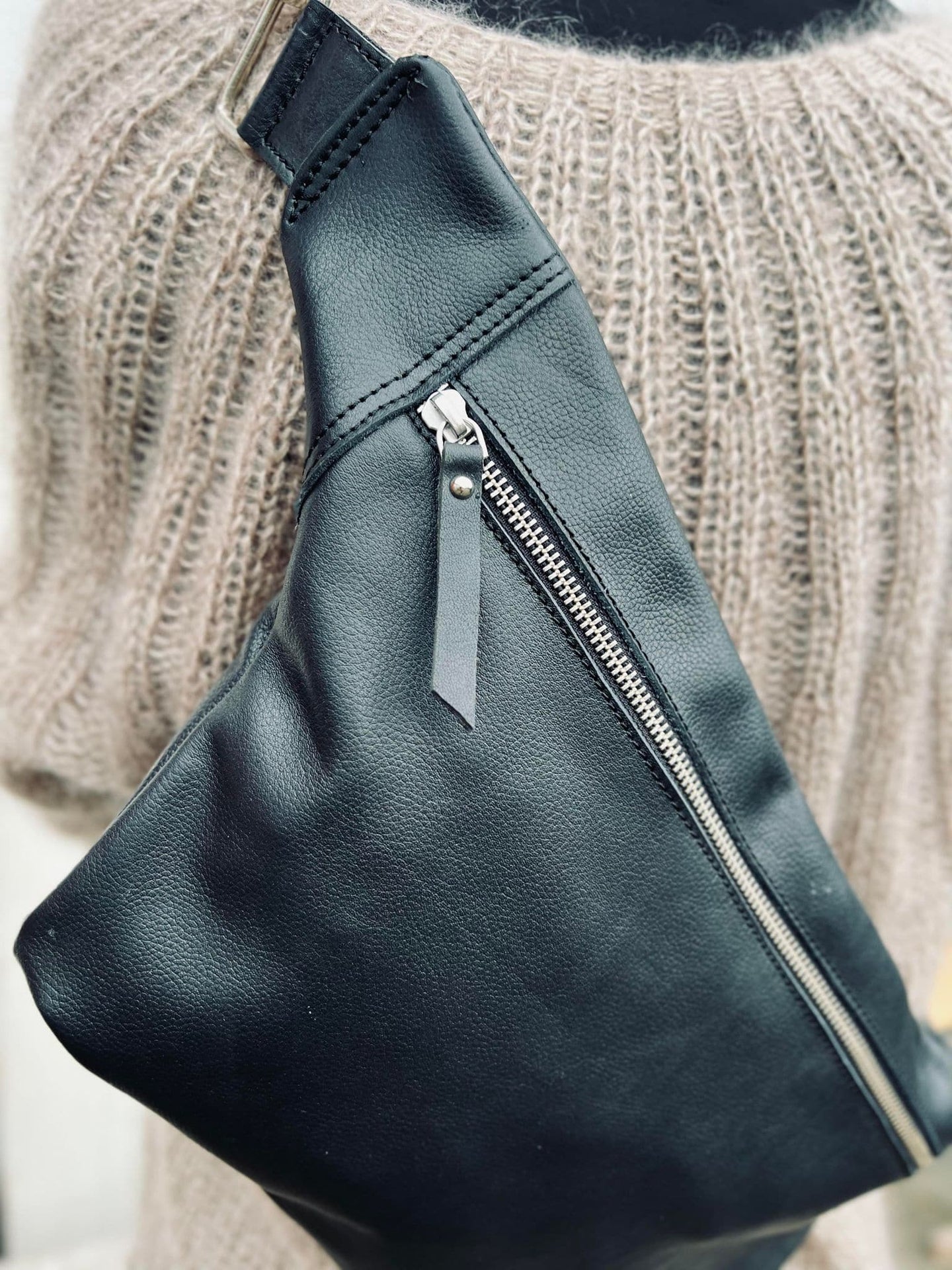 Bumbag BIG ROCKET - Blød kalveskind - VIAMAJA.DK