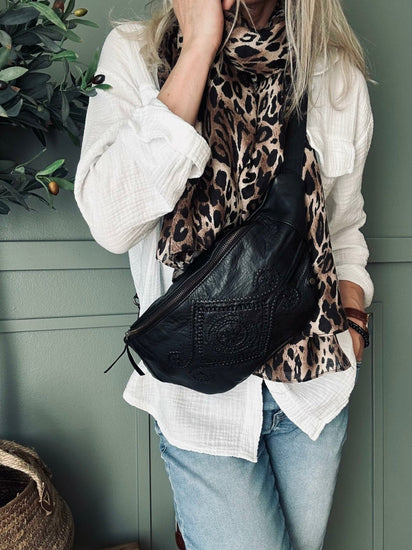 Bumbag Boheme Black – Handmade - VIAMAJA.DK