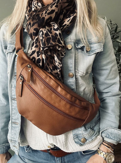 Bumbag Ella dark cognac - VIAMAJA.DK