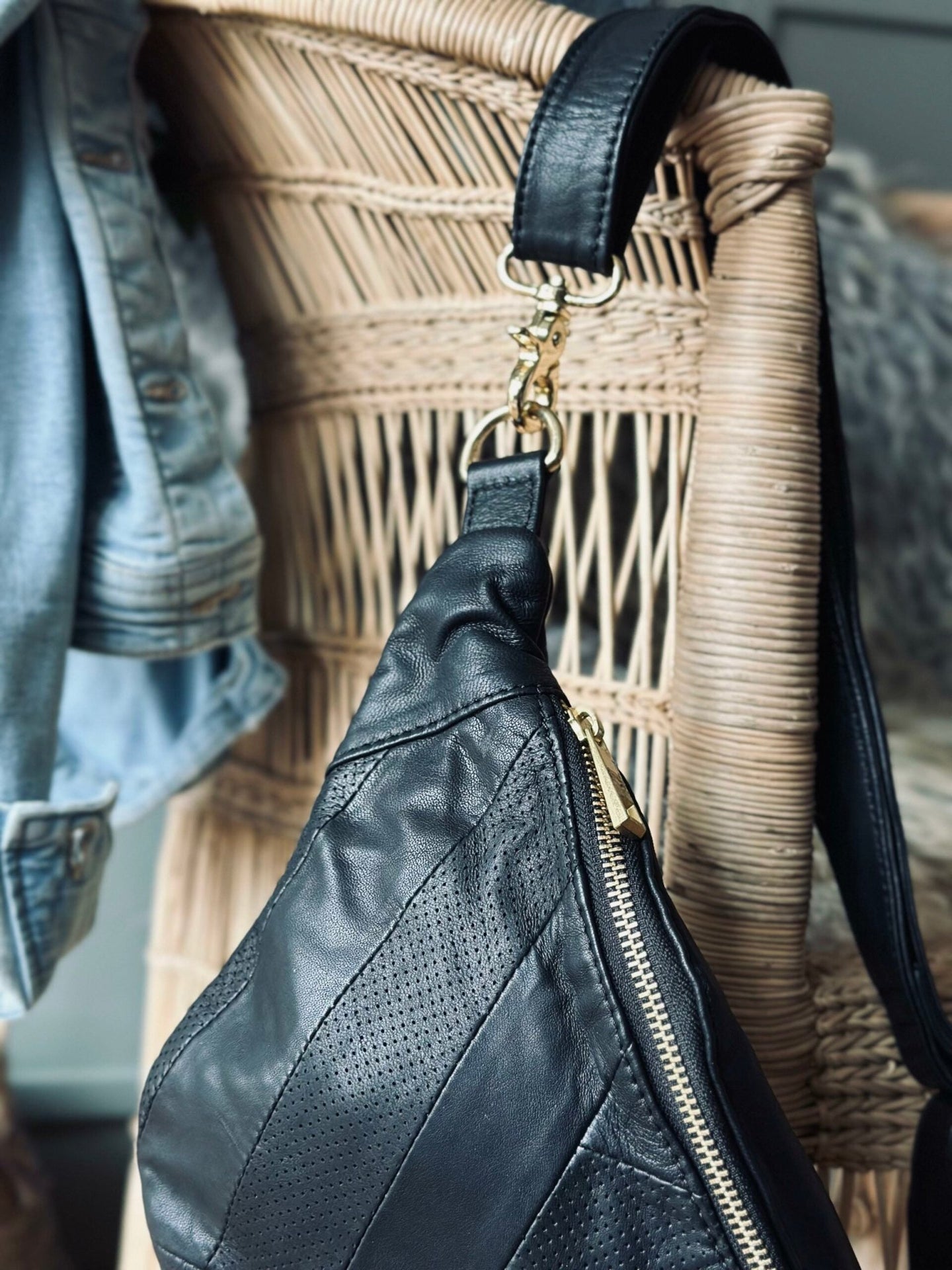 Bumbag Felina black / gold - VIAMAJA.DK