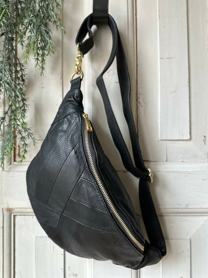 Bumbag Felina black / gold - VIAMAJA.DK