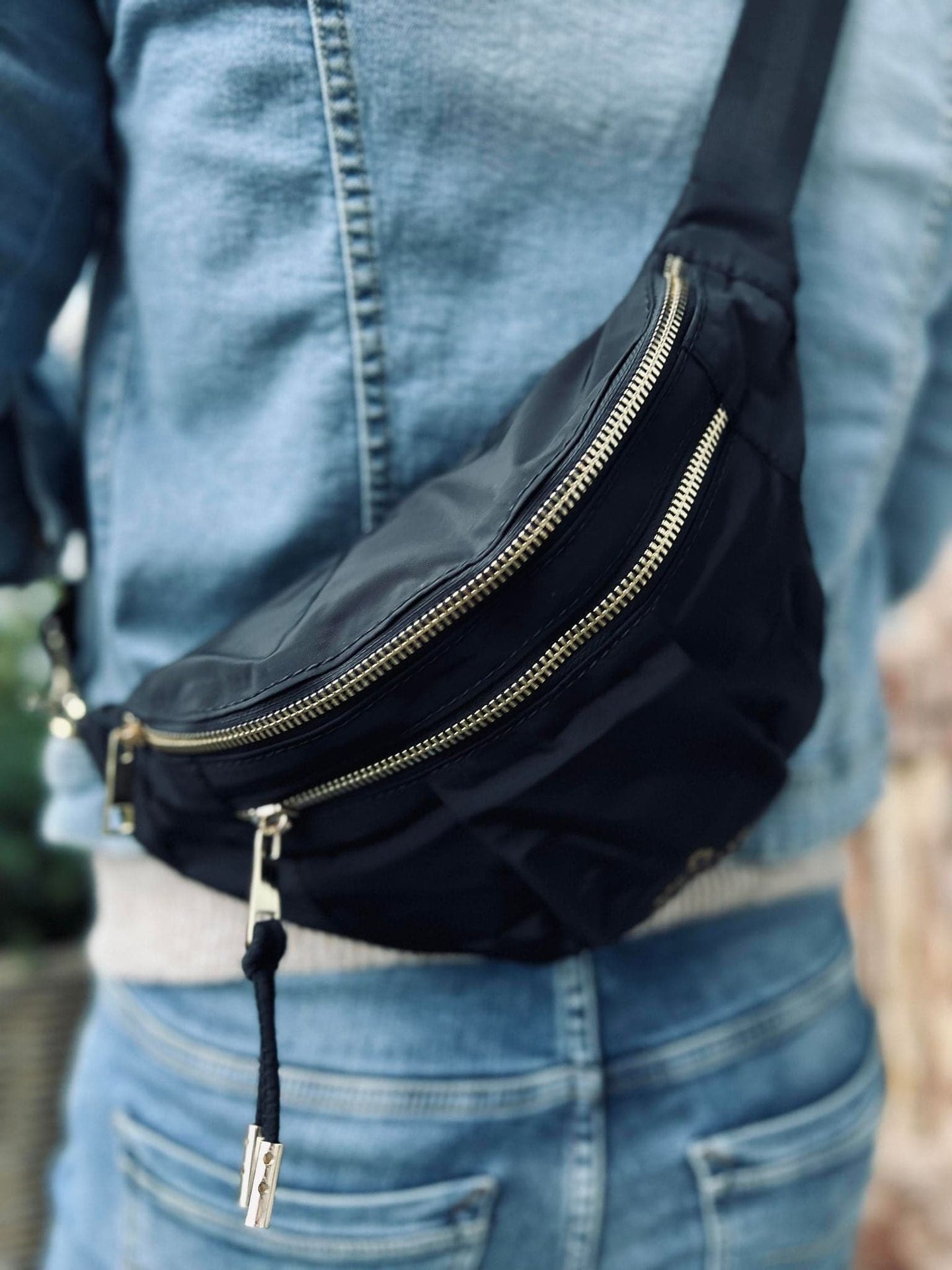 Bumbag IRIS i bæredygtig nylon - VIAMAJA.DK