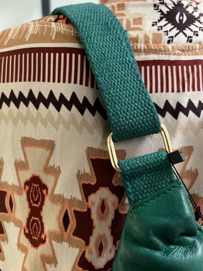Bumbag JUNE Green - lammeskind - VIAMAJA.DK