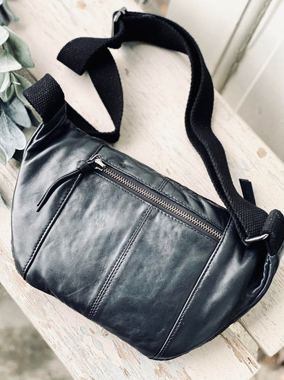 Bumbag KATIE flet - Black - VIAMAJA.DK
