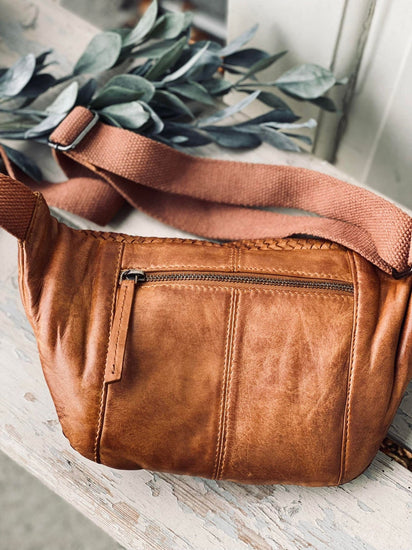 Bumbag KATIE flet - Cognac - VIAMAJA.DK