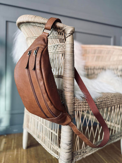 Bumbag – LINA cognac - VIAMAJA.DK
