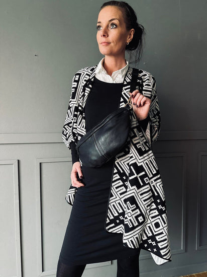 Bumbag m. kontrast - Black - VIAMAJA.DK