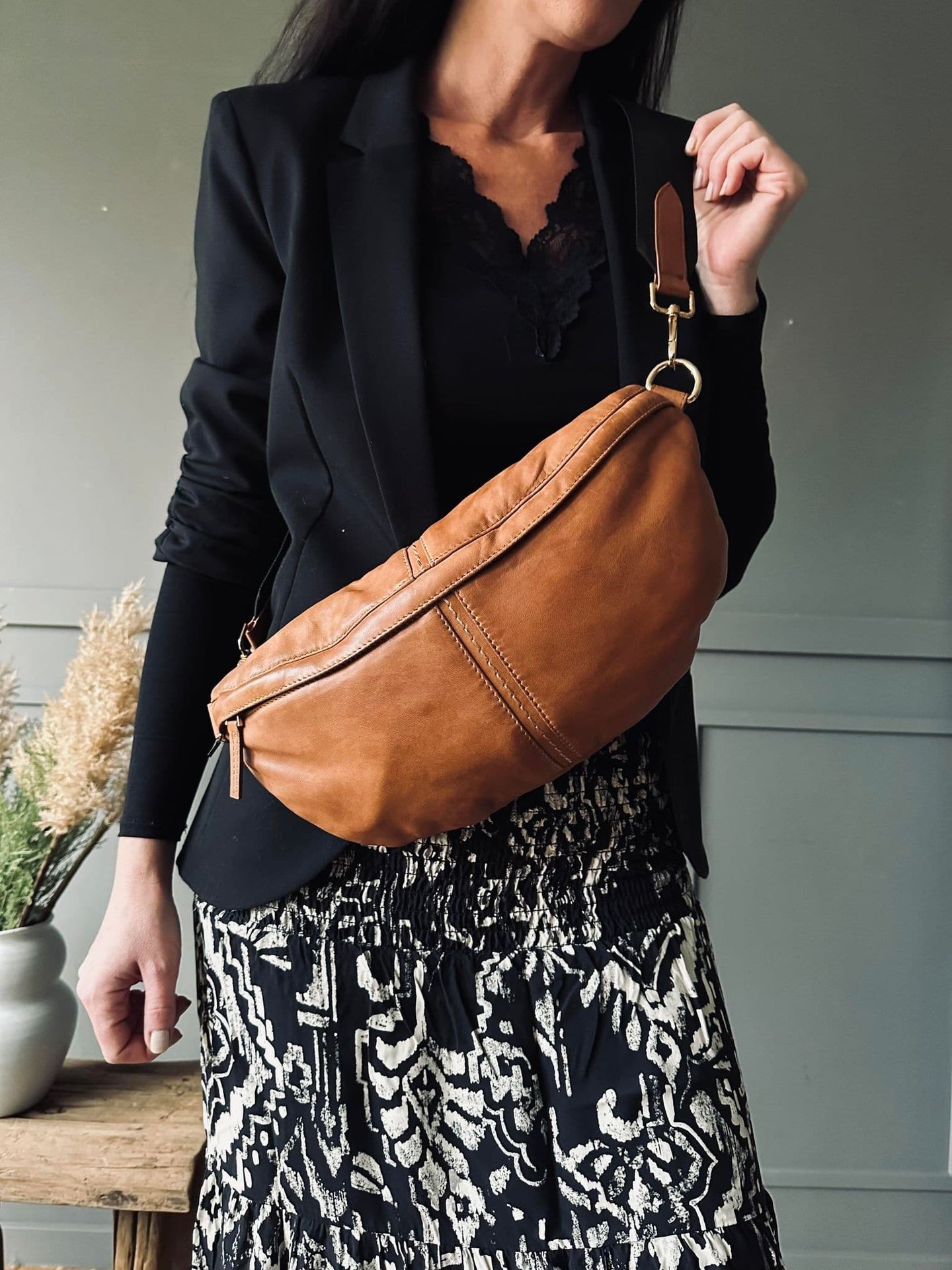 Bumbag m. kontrast – XL Cognac - VIAMAJA.DK