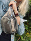 Bumbag MAY med sølv lynlås – Sølv læder - VIAMAJA.DK