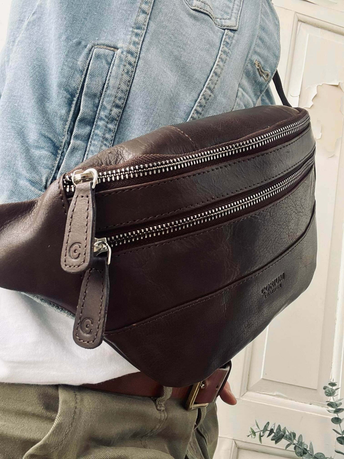 Bumbag Nelly Brown - VIAMAJA.DK