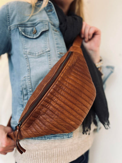 Bumbag QUILT Walnut - VIAMAJA.DK