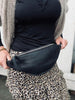 Bumbag ROCKET SMALL- Svart lammeskinn
